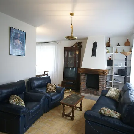 Beautiful With Garden, Cleaning Included Holiday home Saint-Germain-sur-Ay