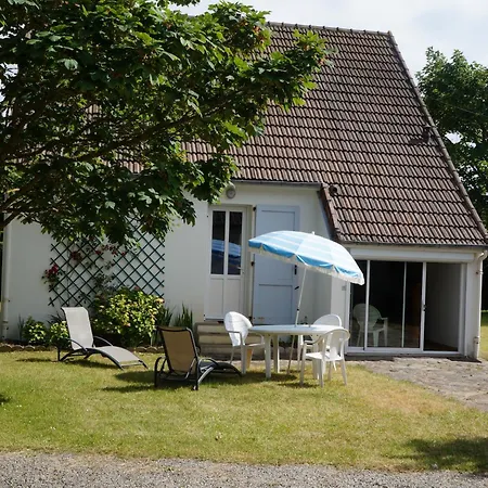 Beautiful With Garden, Cleaning Included * Saint-Germain-sur-Ay