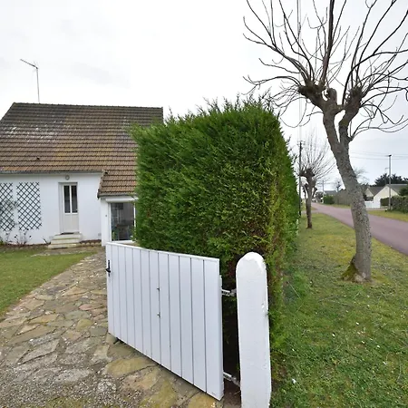 Holiday home Beautiful With Garden, Cleaning Included Saint-Germain-sur-Ay